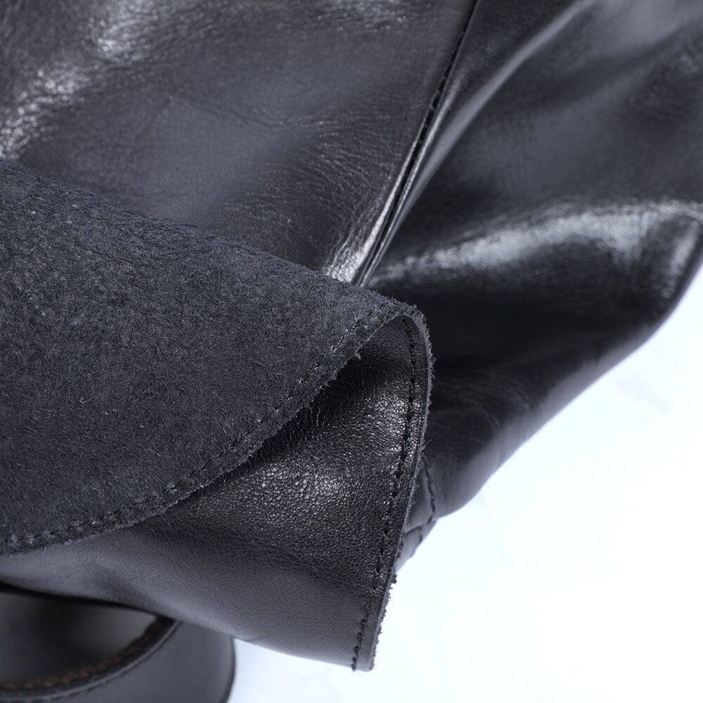 Kleiner schwarzer Lederrucksack | BODO