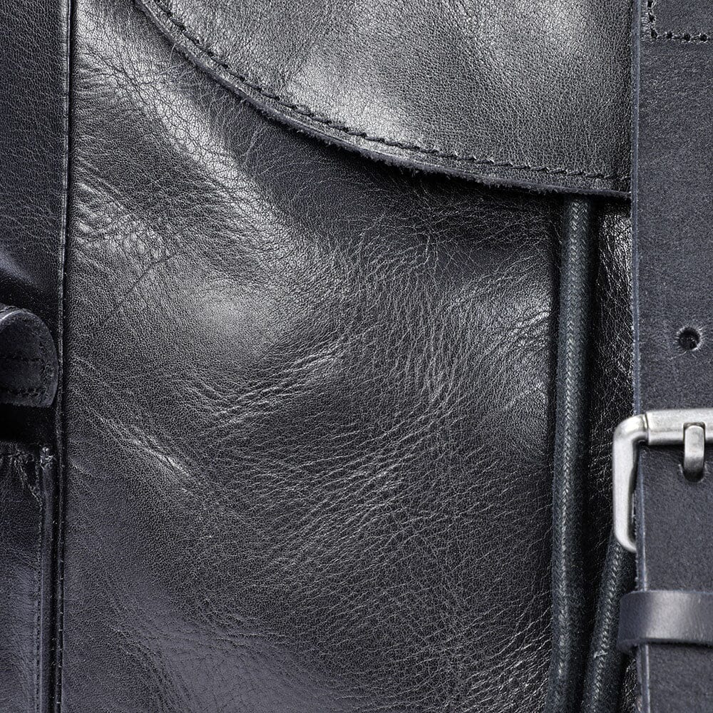 Kleiner schwarzer Lederrucksack | BODO