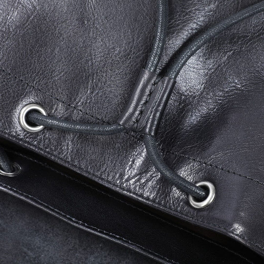 Kleiner schwarzer Lederrucksack | BODO